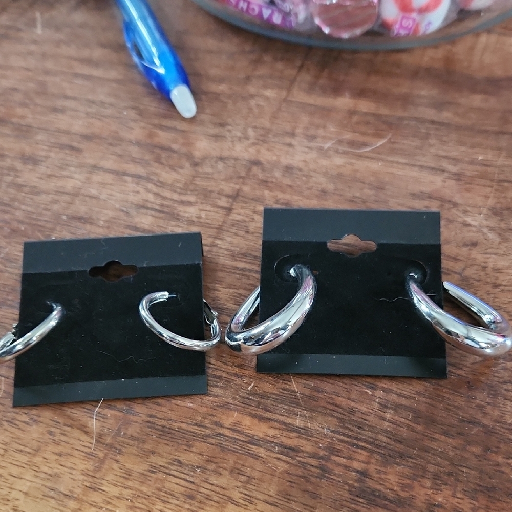 Fashion Jewelry Shiny Silver Hoop Earrings